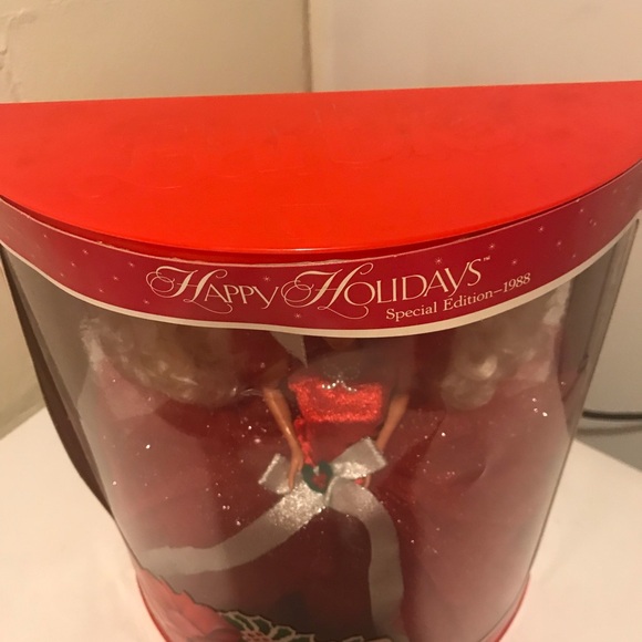 1988 Holiday Barbie in perfect condition. - Picture 3 of 3